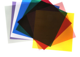 Deze kleurenfilterset is te huur bij gebruik van onze fotostudio.