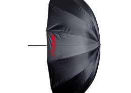 Deze grote paraplu is te huur bij gebruik van onze fotostudio.